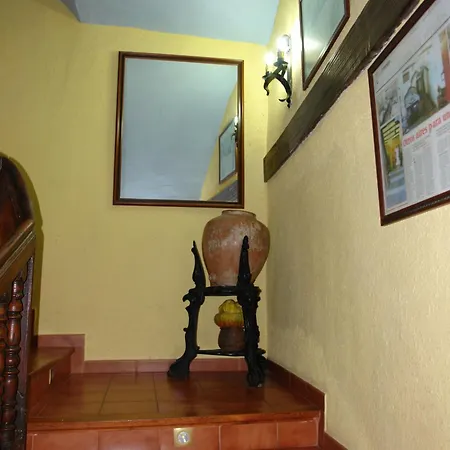 Fonda La Plaza