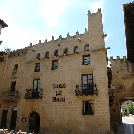 Fonda La Plaza 3* Valderrobres
