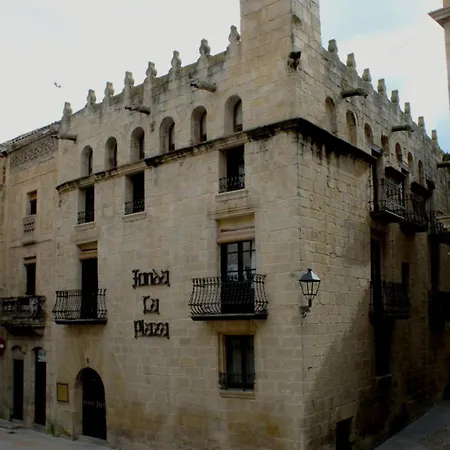 Fonda La Plaza Hotel