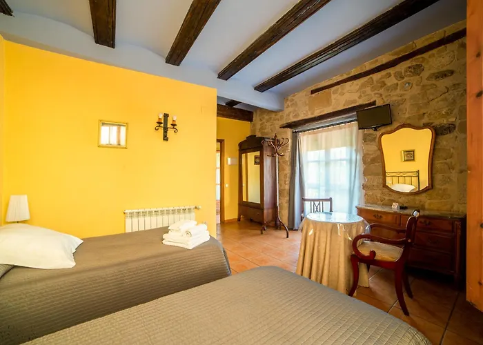 Pensión Fonda La Plaza 3*