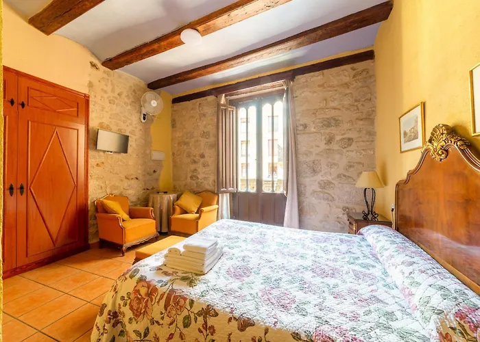 Fonda La Plaza Pensión